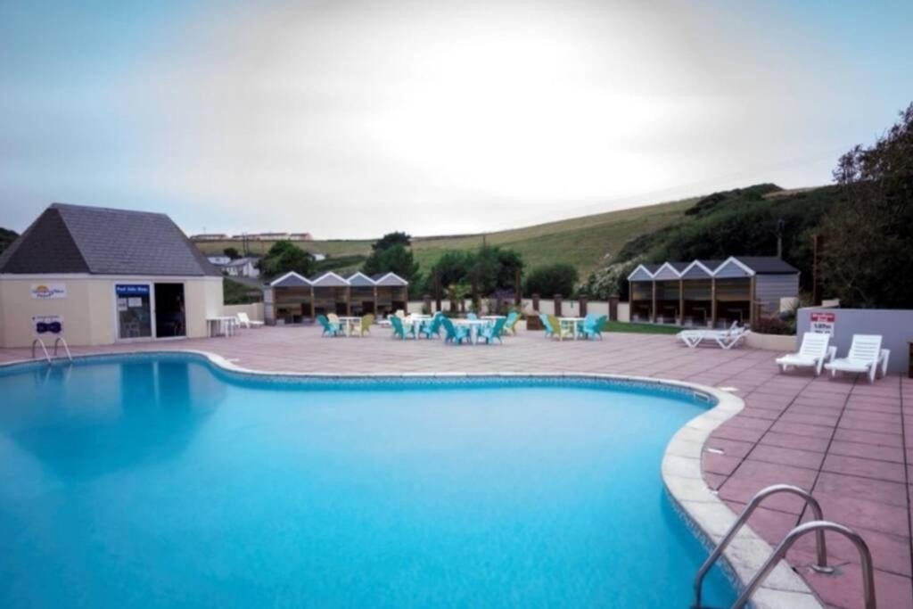 8 Sleep Chalet At Newquay Away Resorts Nb168 Eksteriør bilde