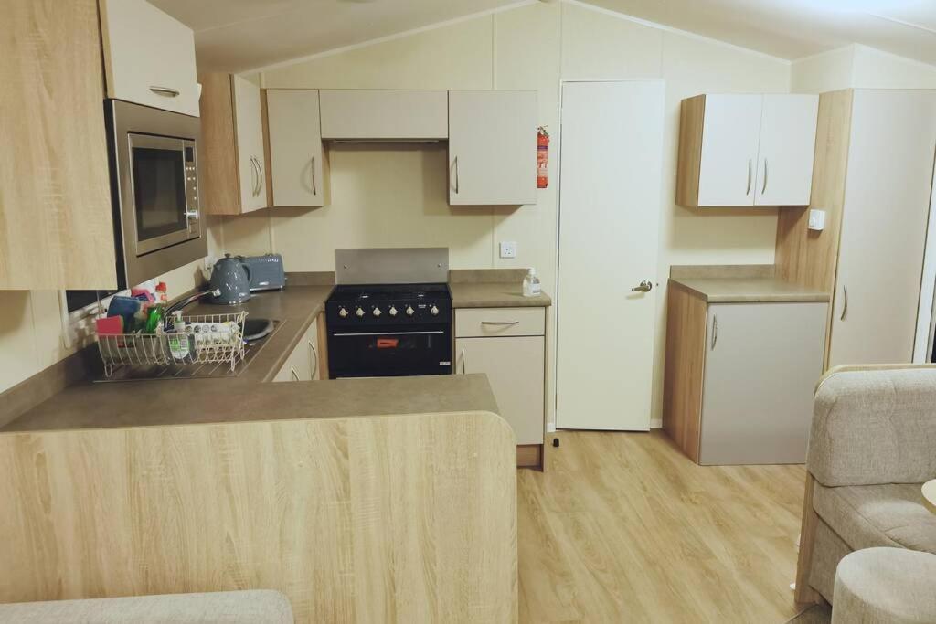 8 Sleep Chalet At Newquay Away Resorts Nb168 Eksteriør bilde