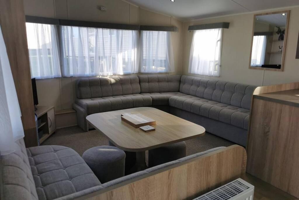 8 Sleep Chalet At Newquay Away Resorts Nb168 Eksteriør bilde