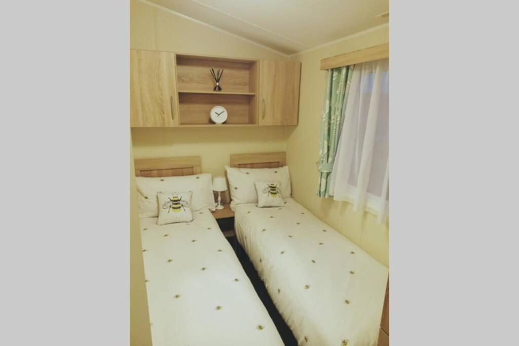 8 Sleep Chalet At Newquay Away Resorts Nb168 Eksteriør bilde